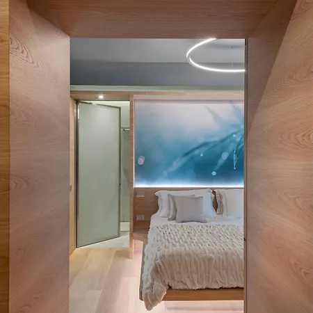 Air - Adults Only 4*