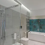 Air - Adults Only 4*