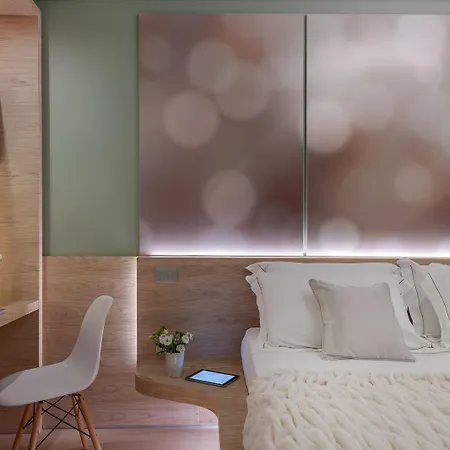 Air - Adults Only 4* Верона